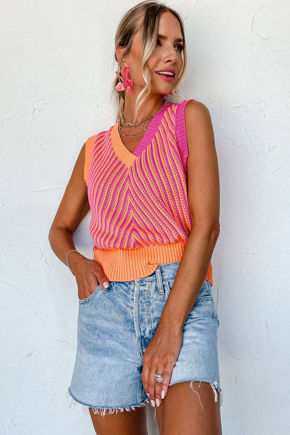 Strawberry Pink Contrast Chevron Knit V Neck Sweater Vest: Strawberry Pink / 100%Viscose