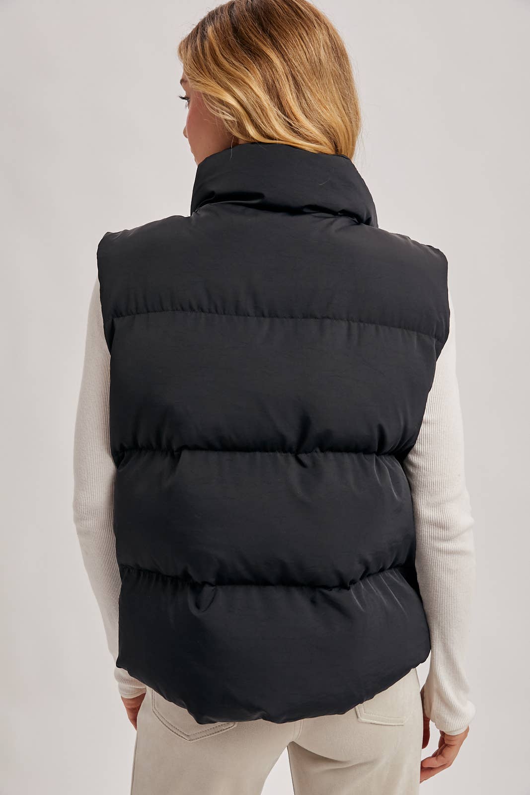 ZIPPER FRONT PUFFER VEST: Black