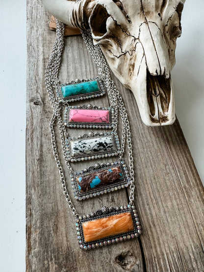 Western Semi Stone Bar Necklace - White