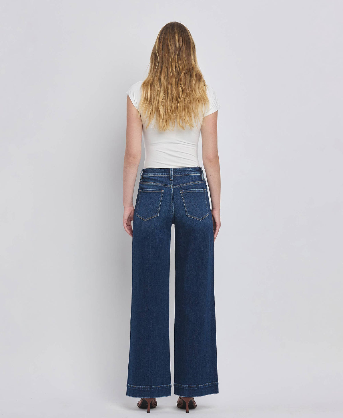 HIGH RISE PATCH POCKET TROUSER  HEM WIDE JEANS F5764D: DARK DENIM