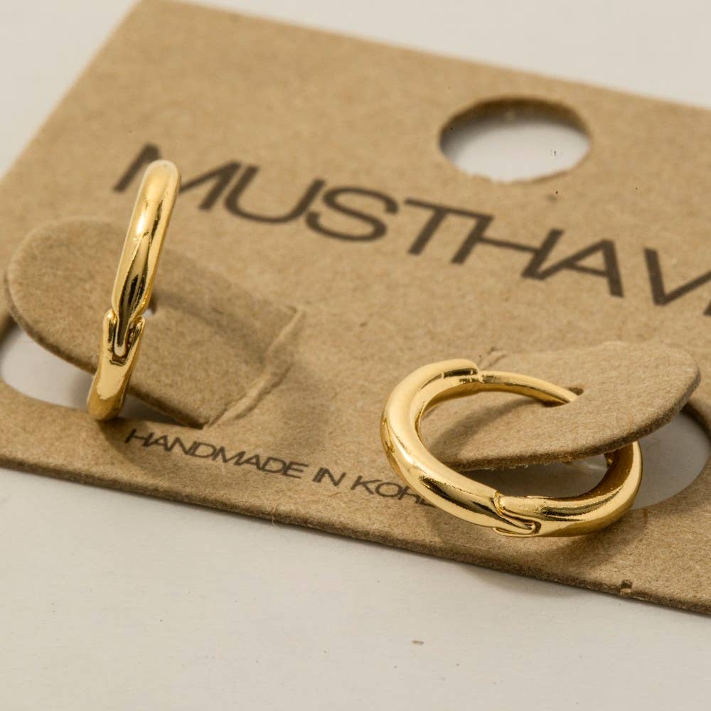 Minimalist Mini Huggie Earrings: G