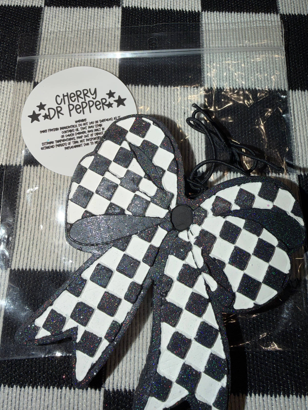 Checkered Bow Freshie