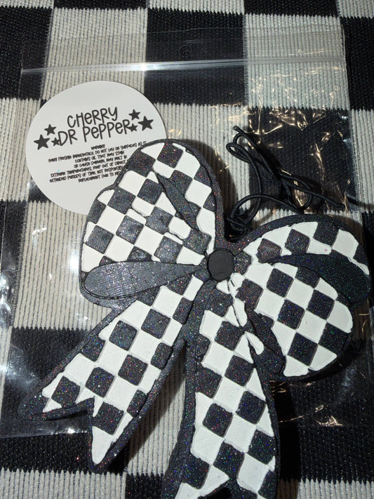 Checkered Bow Freshie
