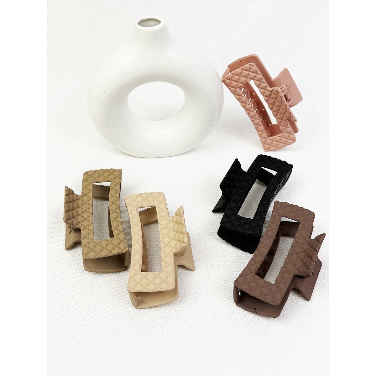 Neutral Color Embossed Cut Out Rectangle Hair Claw: MIX COLOR