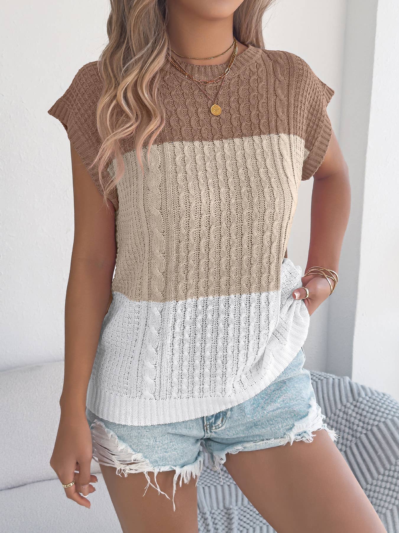 Color Block Cable Knit Short Sleeve Pullover Top: Khaki