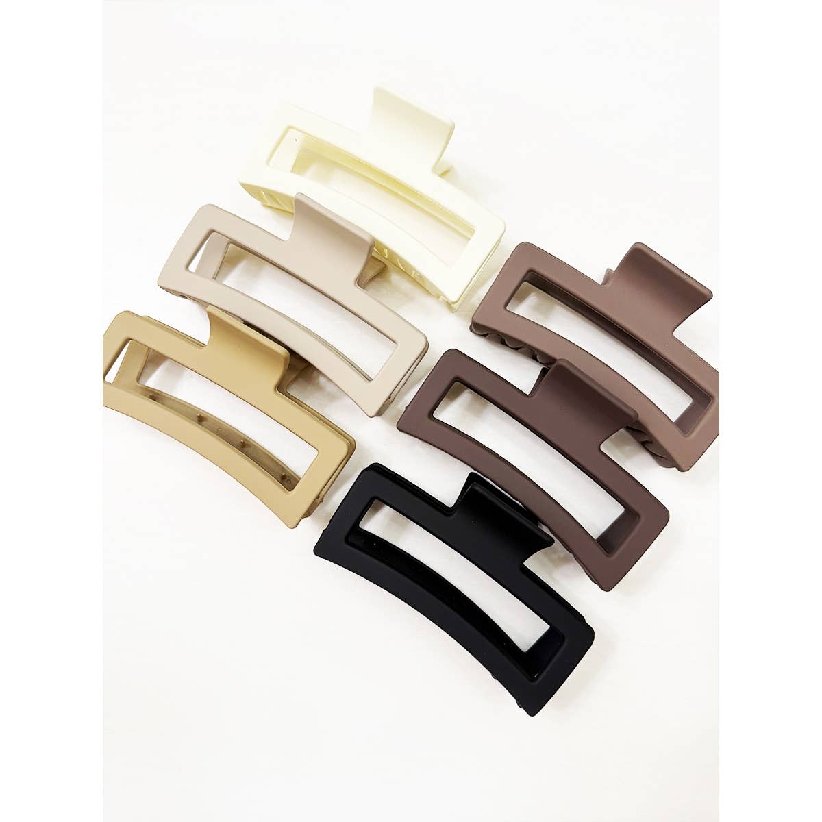 Matte Jumbo Cut Out Rectangle Hair Claw: MIX COLOR