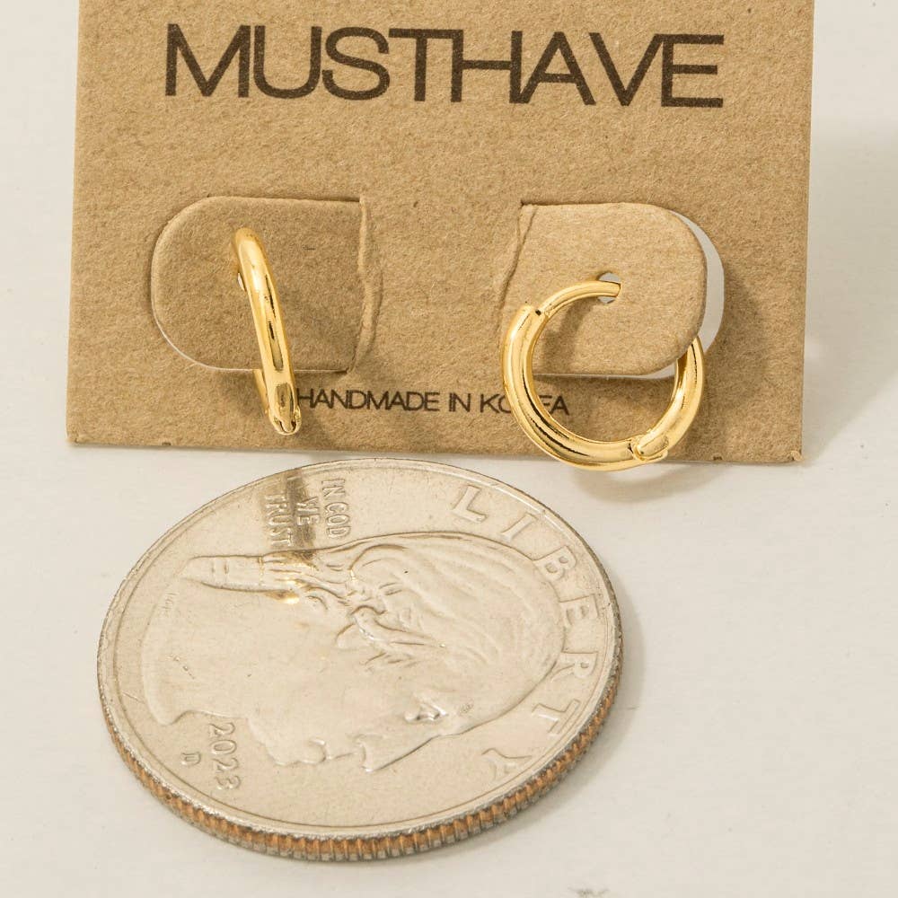 Minimalist Mini Huggie Earrings: G