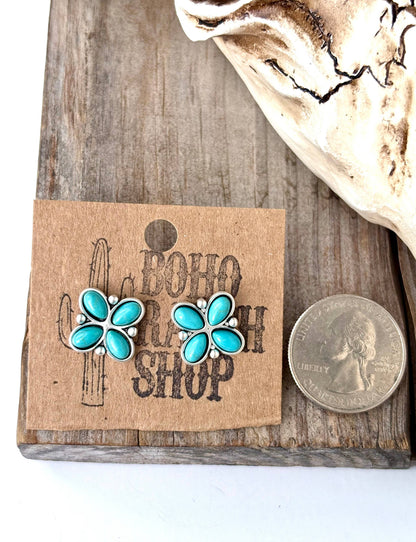 Western Stone Clover Stud Earrings: Turquoise
