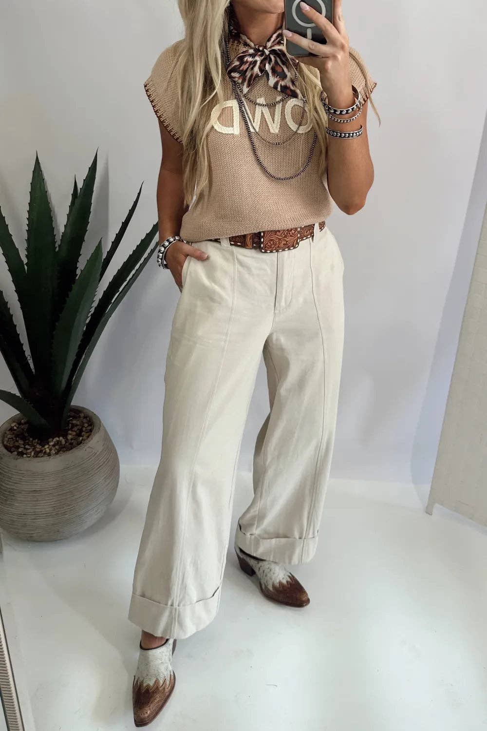 Parchment Contrast Trim Short Sleeve Knit HOWDY Western Sweater: Parchment / 100%Acrylic